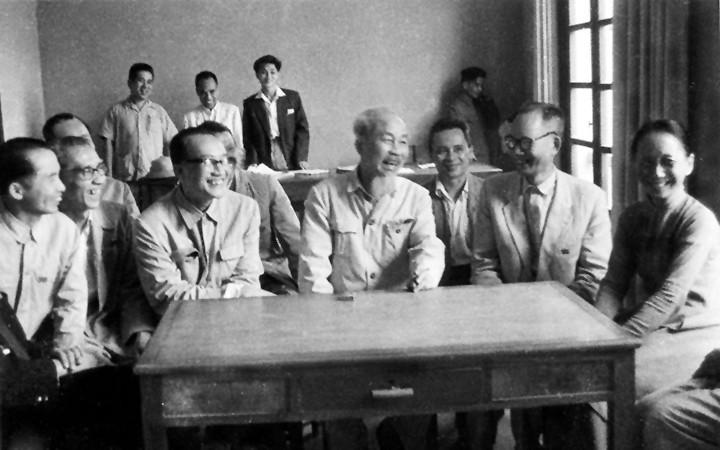 Tin mới